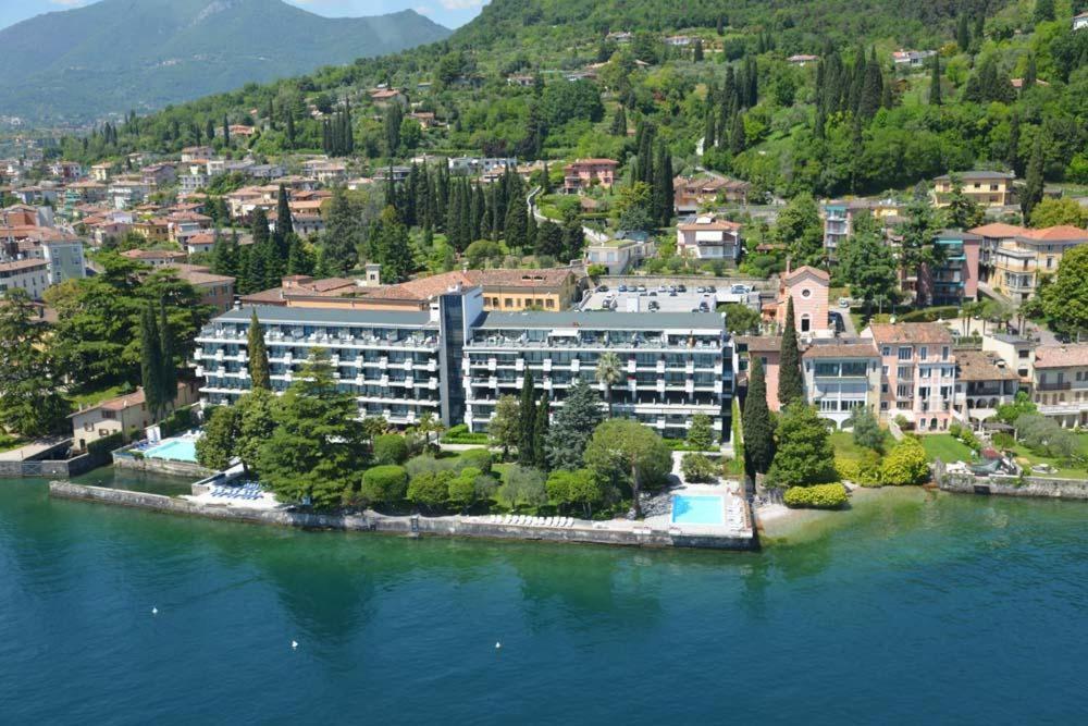 Appartamento Direttamente A Lago - Ben Approved Salò Exterior foto